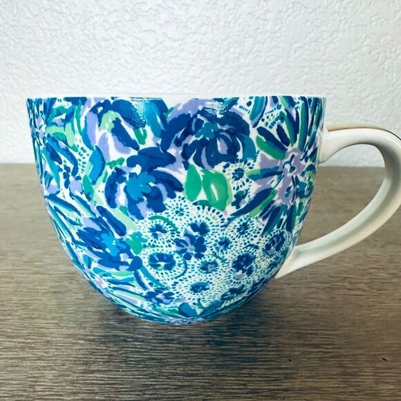 Lilly Pulitzer Tropical Ceramic Coffee Cup Mug - Picture 1 of 5